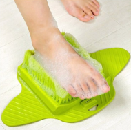Čistící a masážní kartáč na nohy